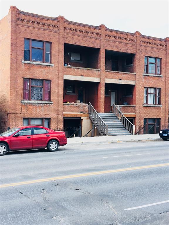 702 Park - Photo 1