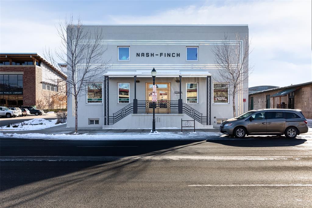 612 Main - Photo 1