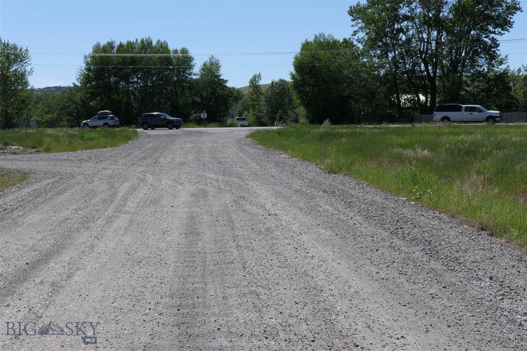 514 Yovich Drive - Photo 1