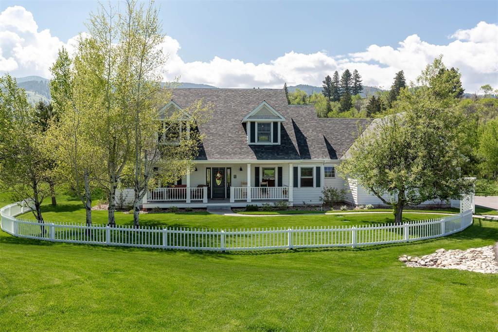 552 Triple Tree Road - Photo 1