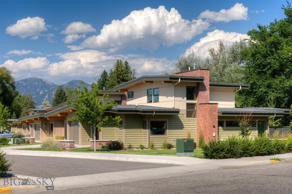 1120 Tracy Avenue - Photo 1