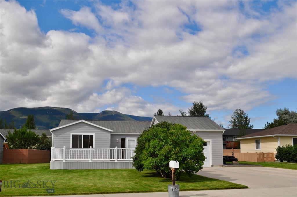 609 Milky Way Dr. - Photo 1