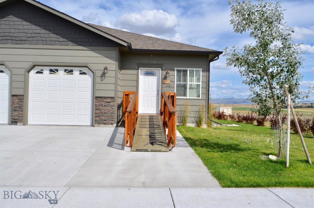 110 Legget - Photo 1