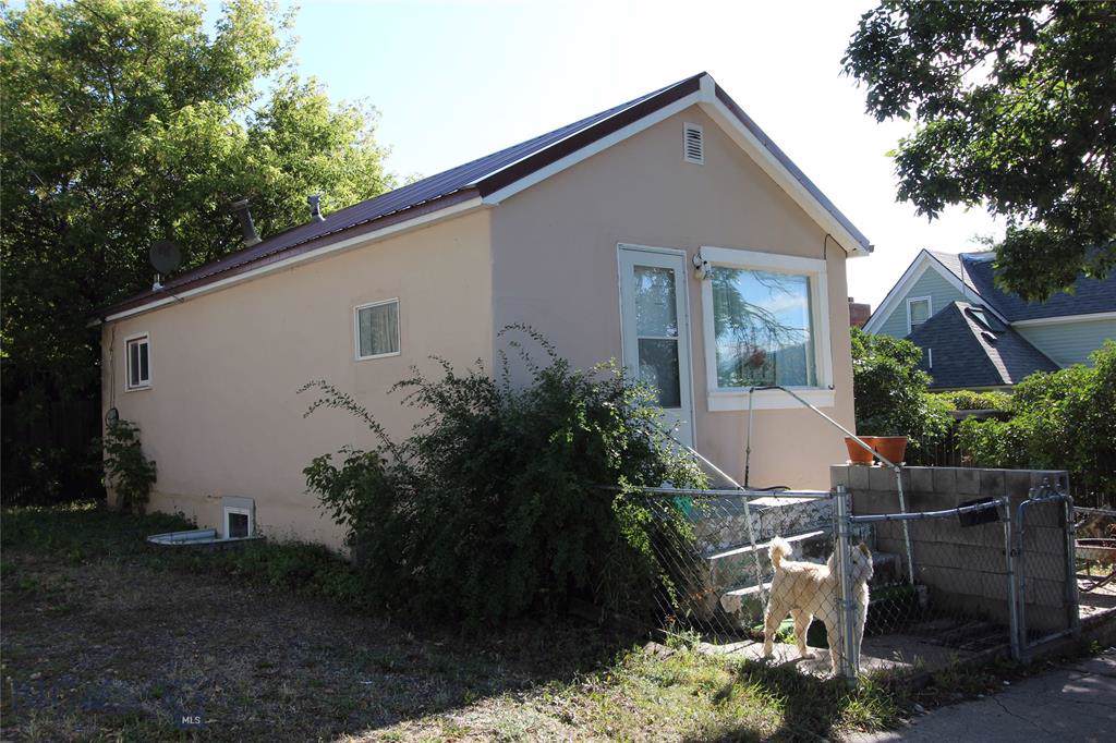 412 B - Photo 1