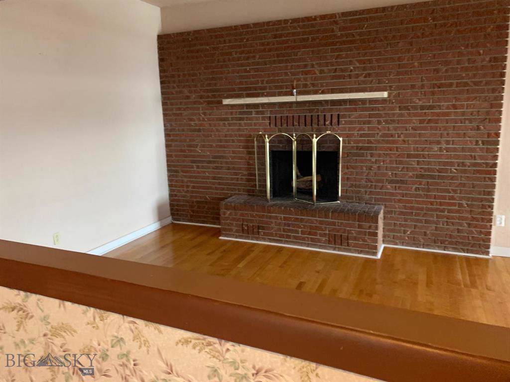641 Granite - Photo 1