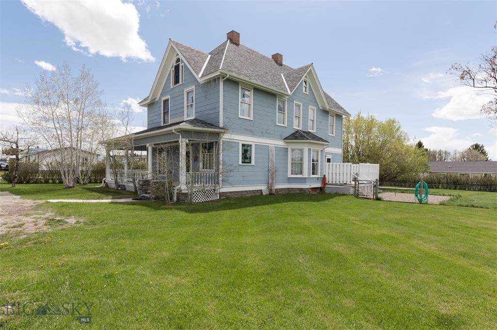 105 2nd Avenue - Photo 1