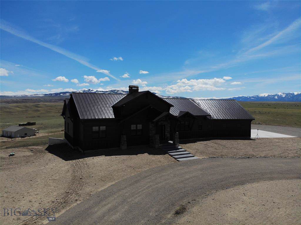 851 Swe Drive - Photo 1