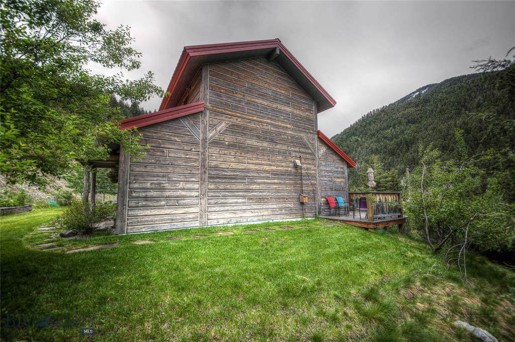 637 Mill Creek Road - Photo 1