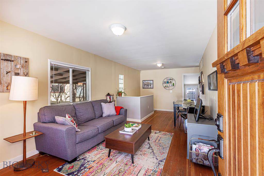 212 10th Avenue - Photo 1