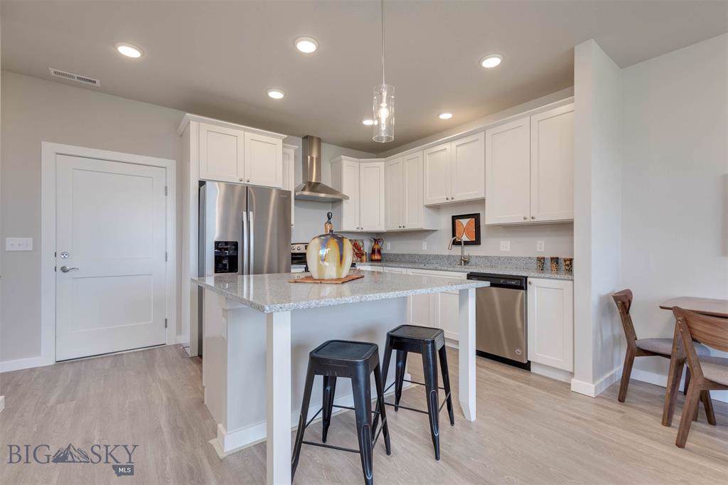 2710 Sartain St - Photo 1