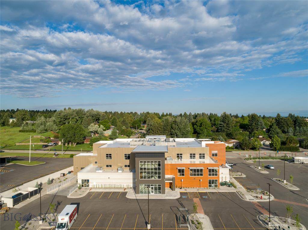200 Highland Boulevard - Photo 1