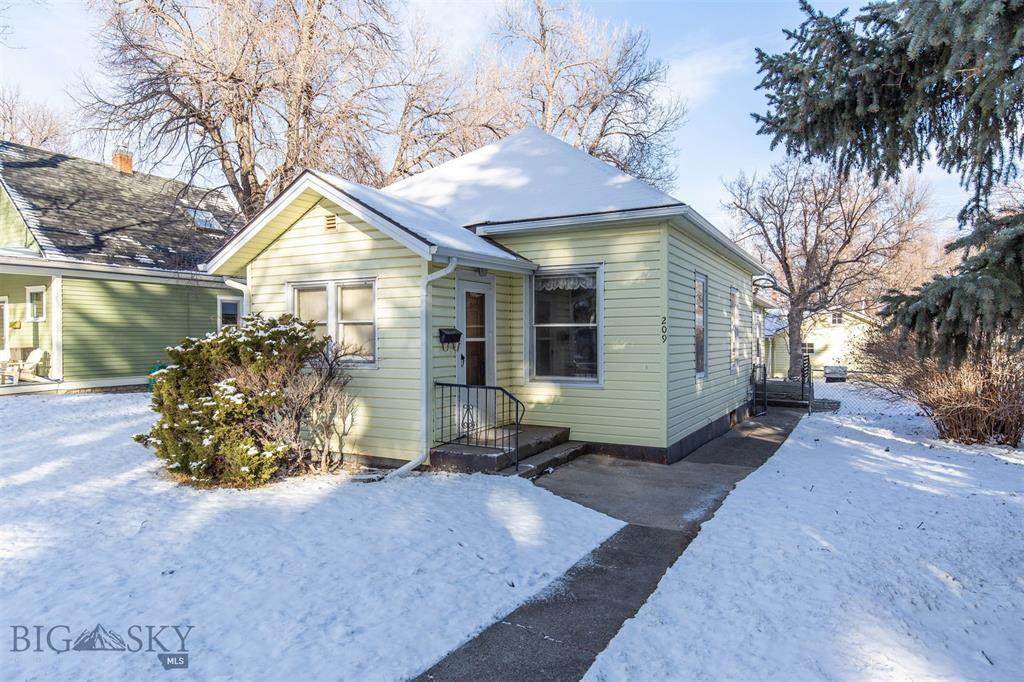 209 8th - Photo 1