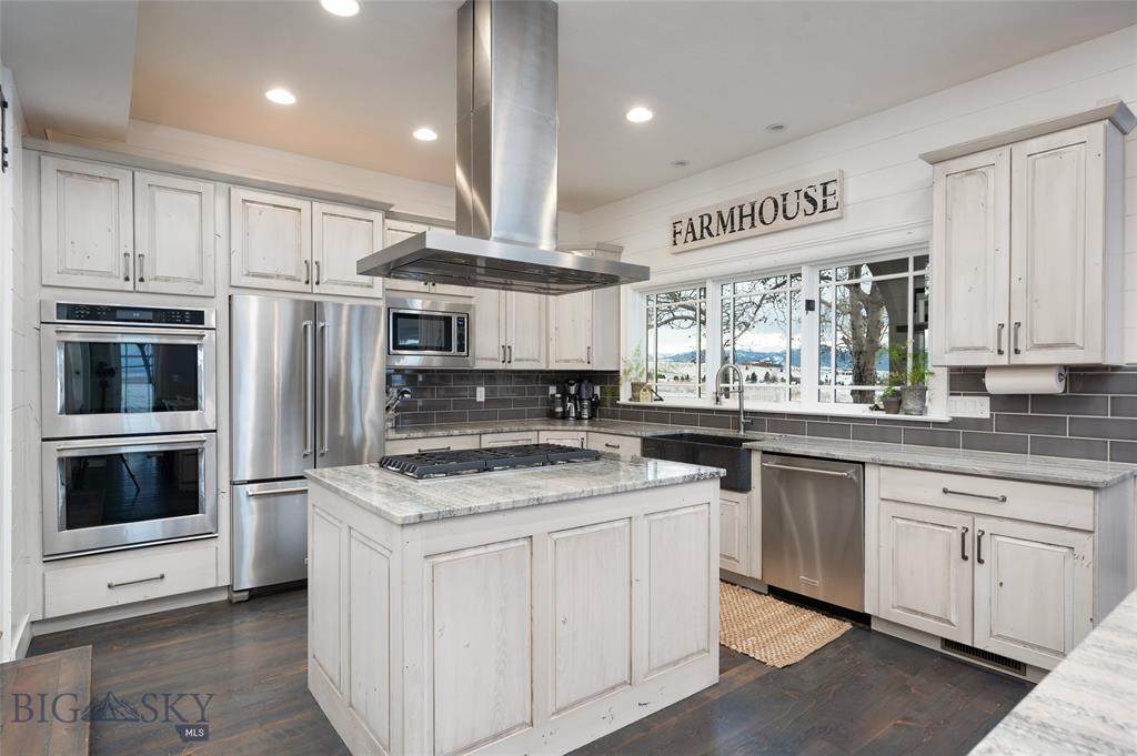 8507 Panorama Drive - Photo 1