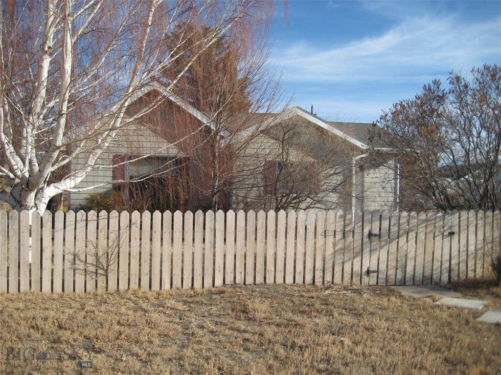 323 Madison Street - Photo 1
