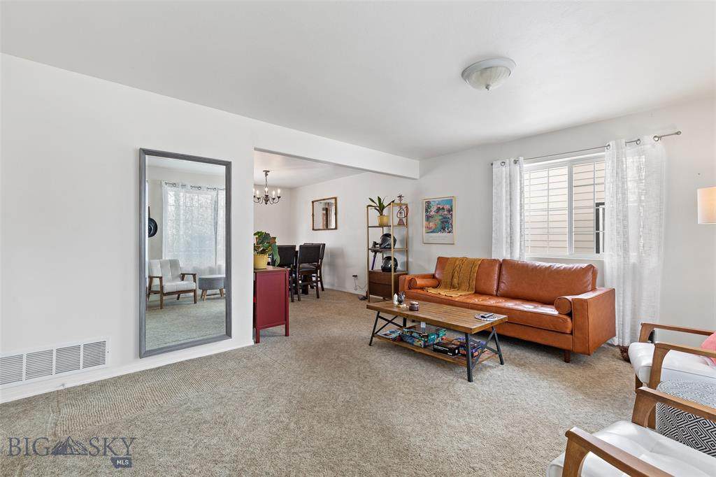 505 Prairie Avenue - Photo 1