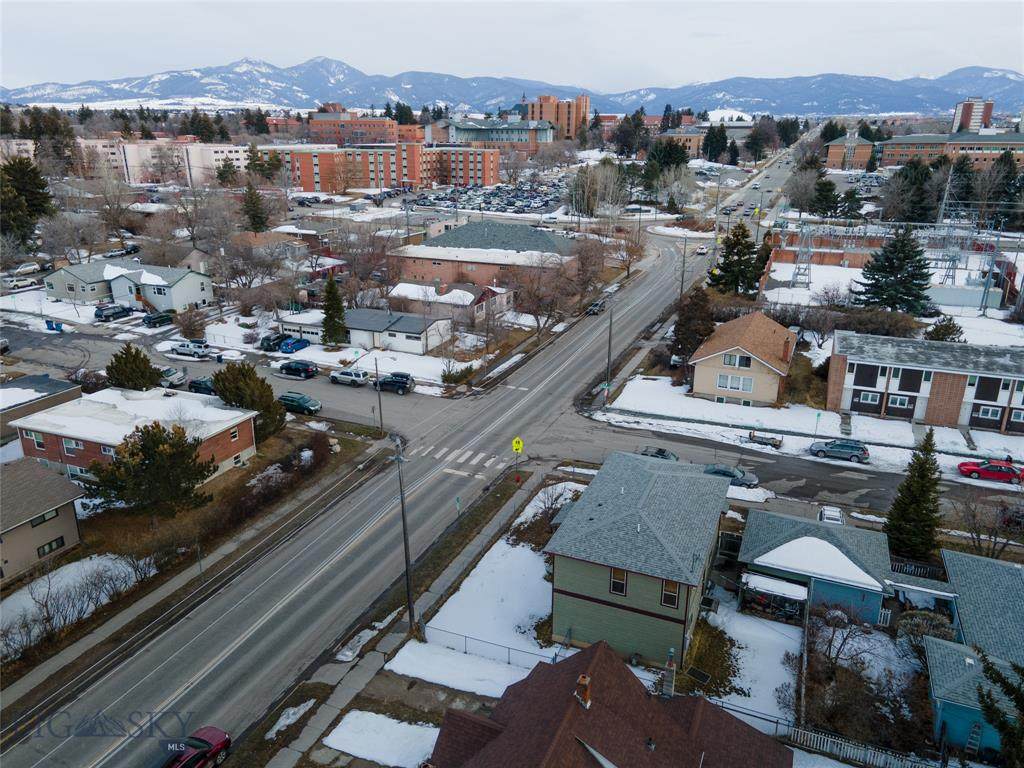 1103 Alderson Street - Photo 1