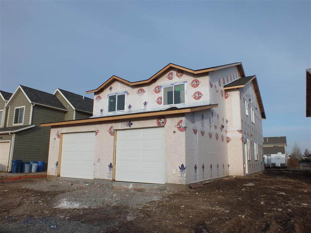 95 9th Street Unit B - Photo 1