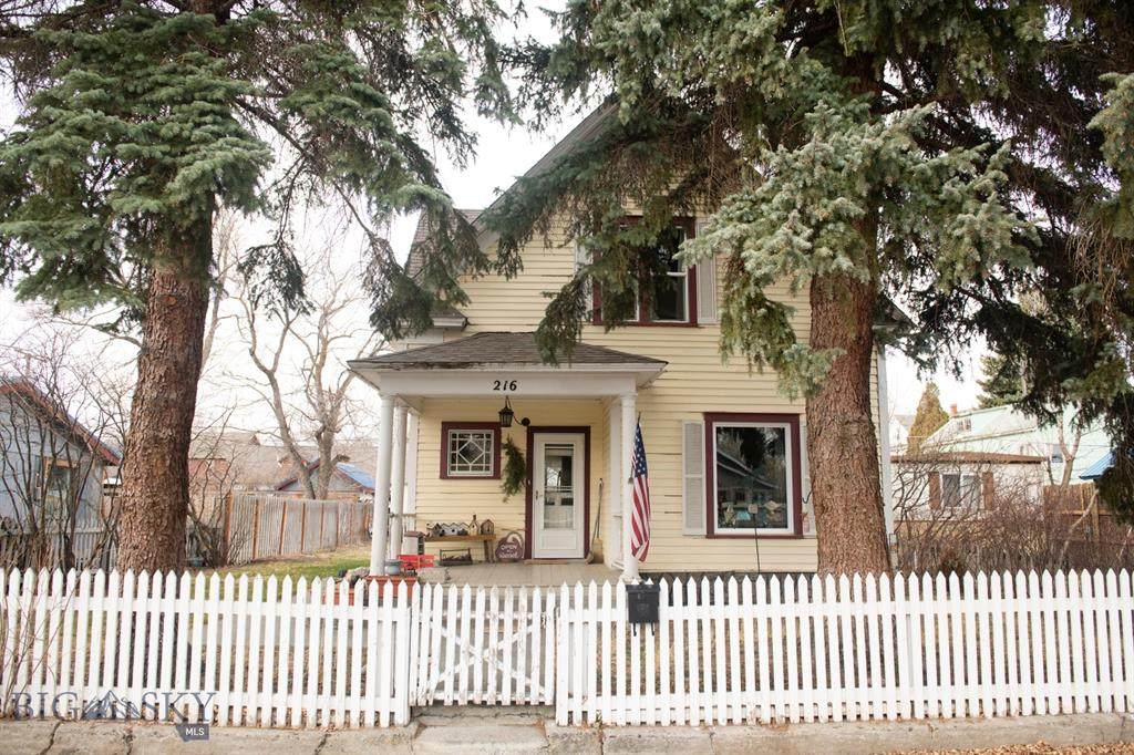 216 I Street - Photo 1