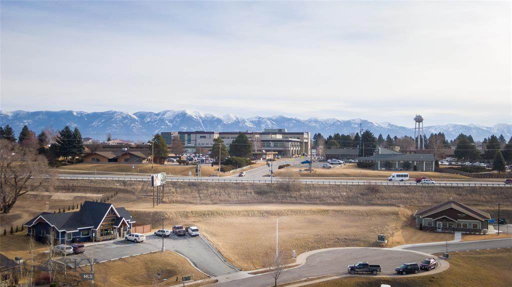 111 Westview Park Plaza - Photo 1