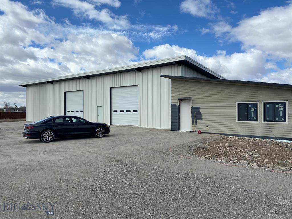 350 Countryside Lane - Photo 1