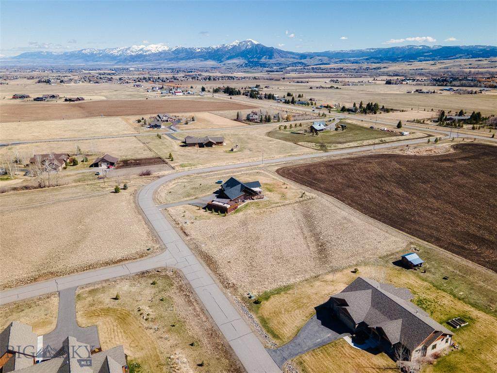 256 Balsam Drive - Photo 1
