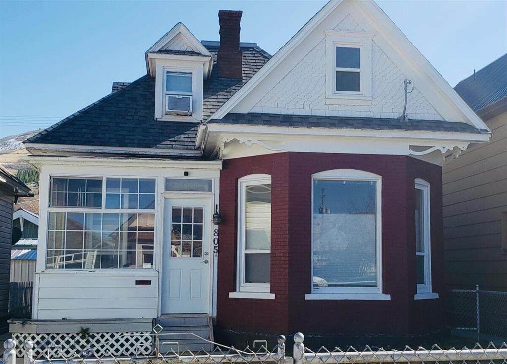 805 3rd - Photo 1