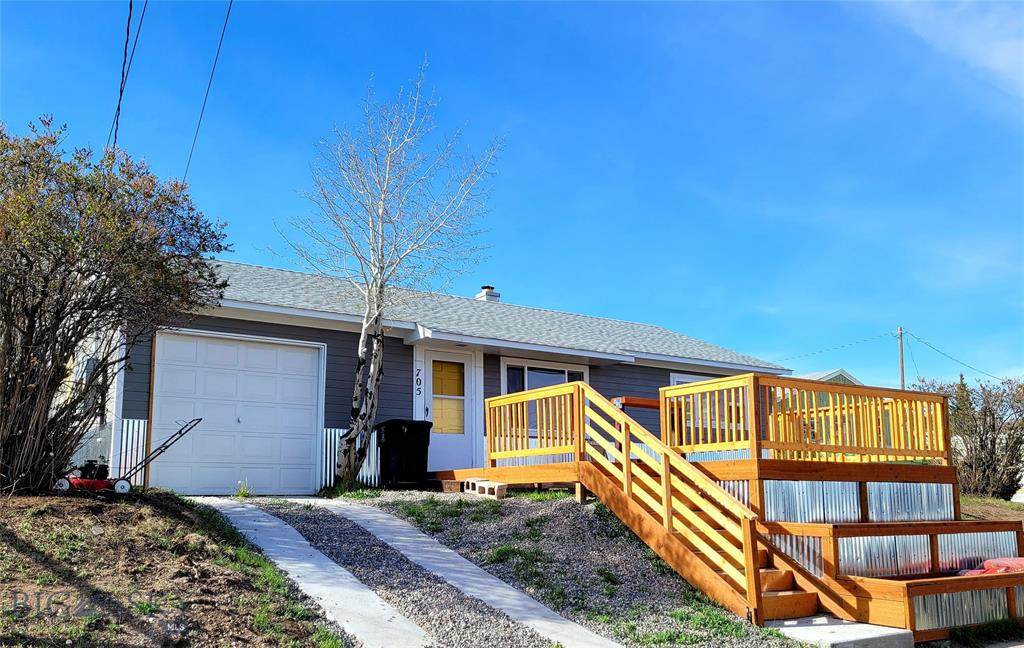 705 13th - Photo 1