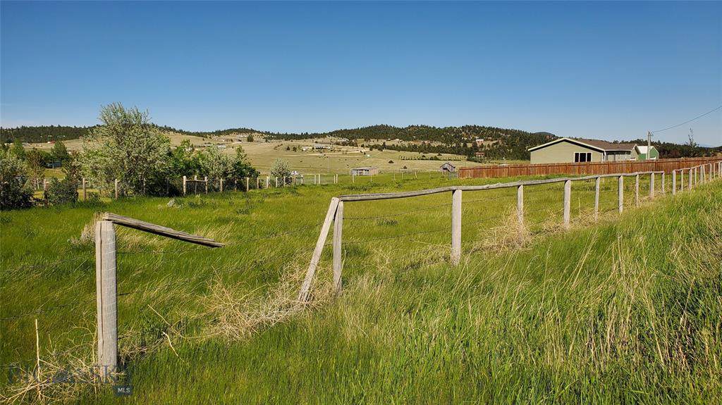 6090 Lone Pine Road - Photo 1