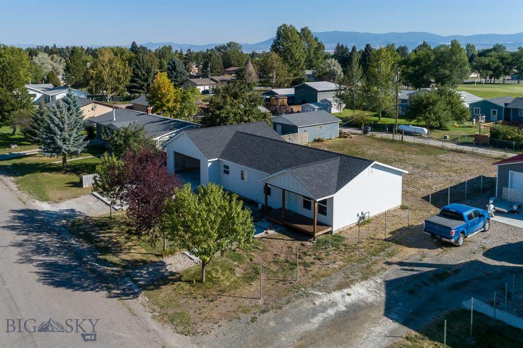 405 Oak Street - Photo 1