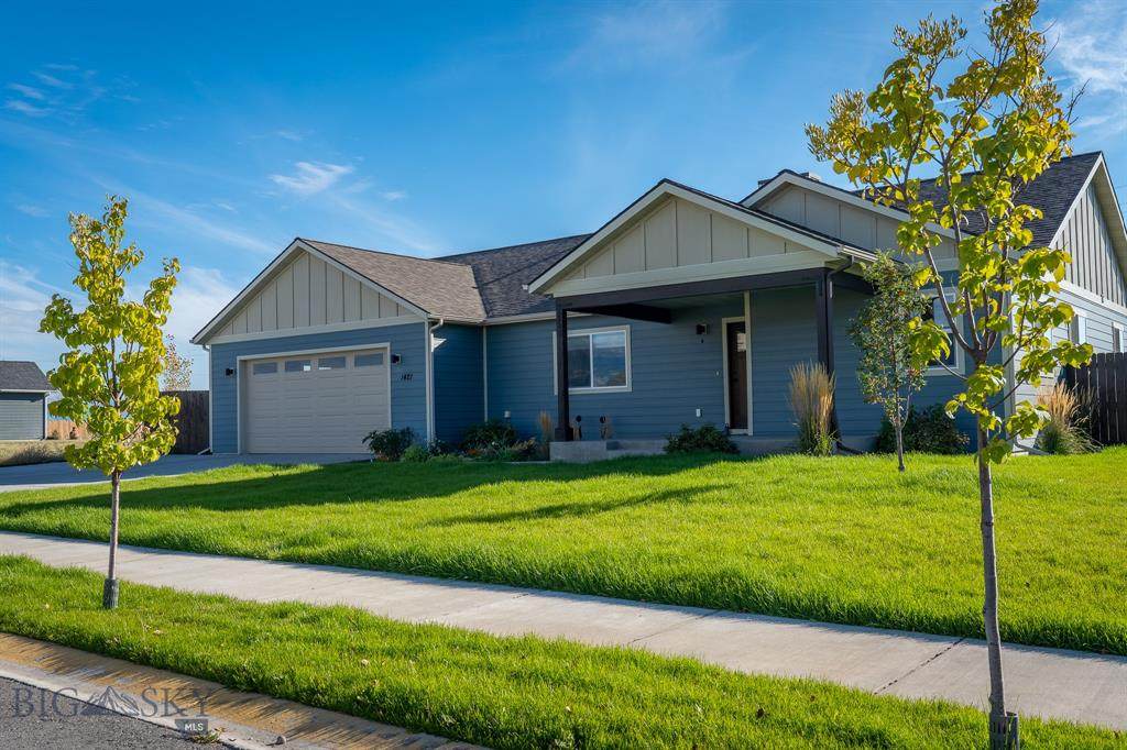 1421 Powers Boulevard - Photo 1
