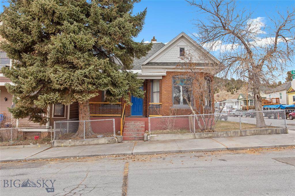 821 Henry Avenue - Photo 1