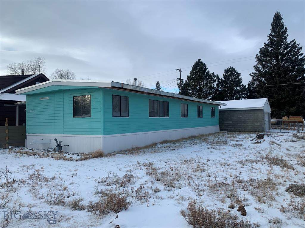 2501 Parrot - Photo 1