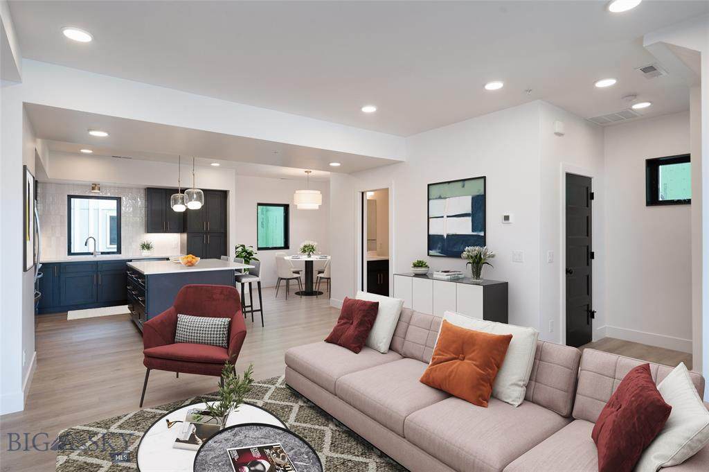 305 Peach Street - Photo 1