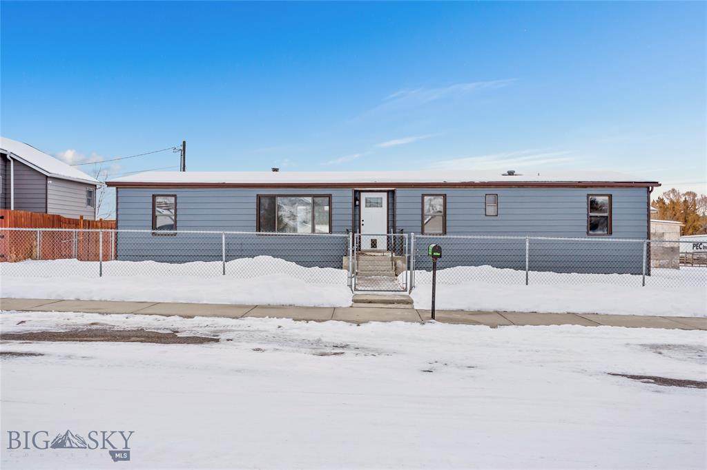 2930 Eagle - Photo 1
