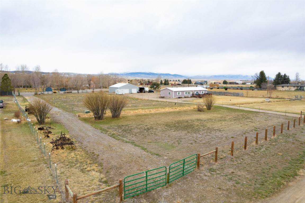 2200 Freeman Lane - Photo 1