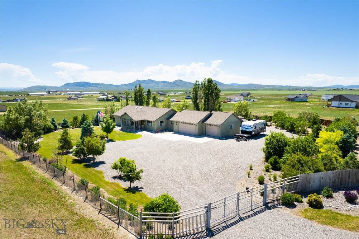 168 Wheatland Meadows Drive - Photo 1