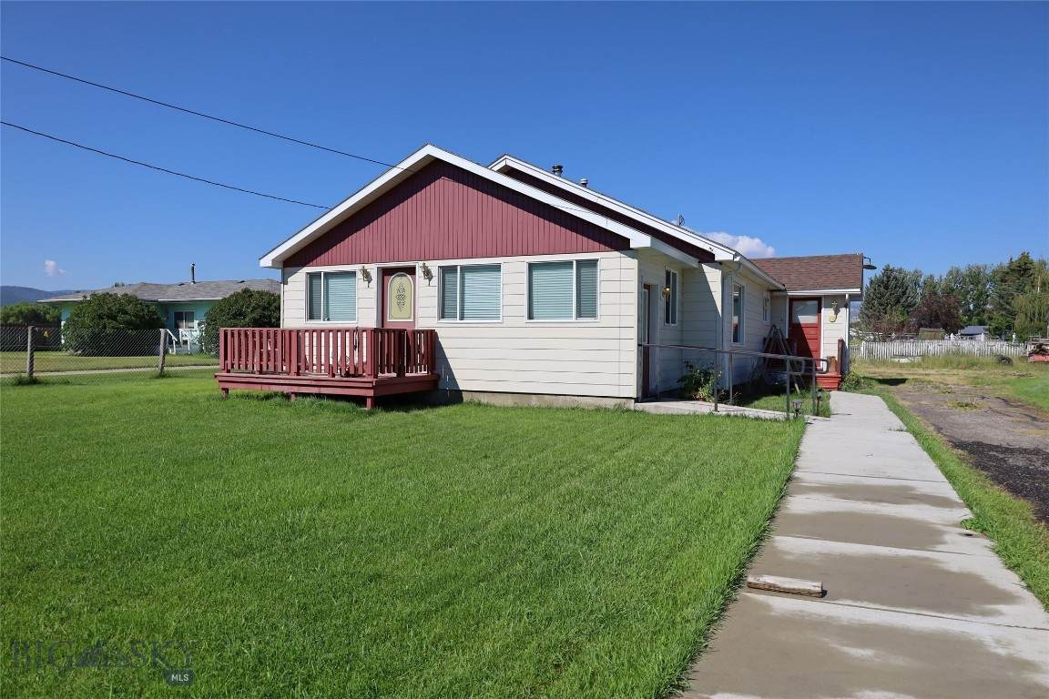 116 Norris Avenue - Photo 1