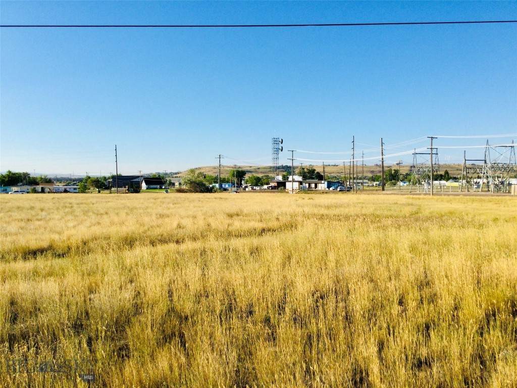 1445 Nw Bypass Street - Photo 1