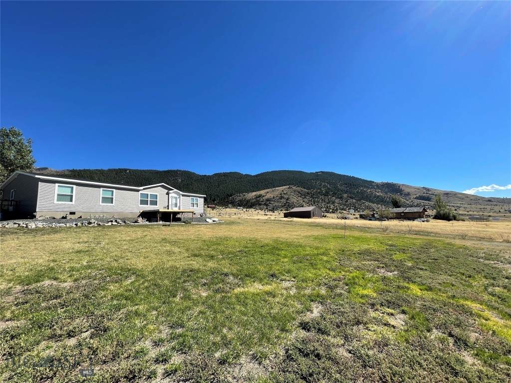 24 Royal Elk Road - Photo 1