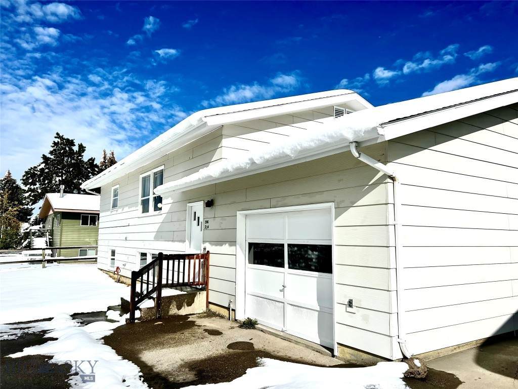 204 20th Avenue - Photo 1