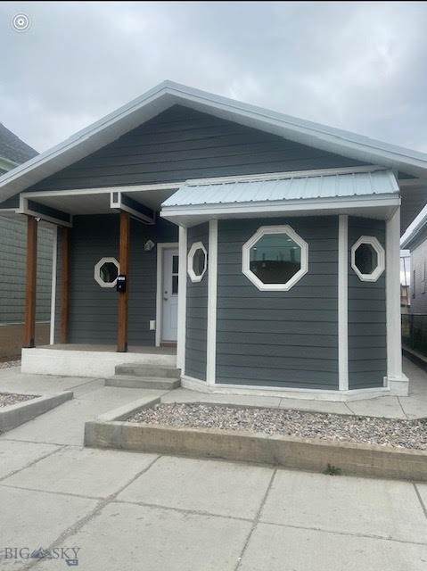 1256 2ND Street - Photo 1