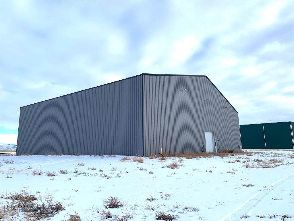 2800 Airport Road - Photo 1