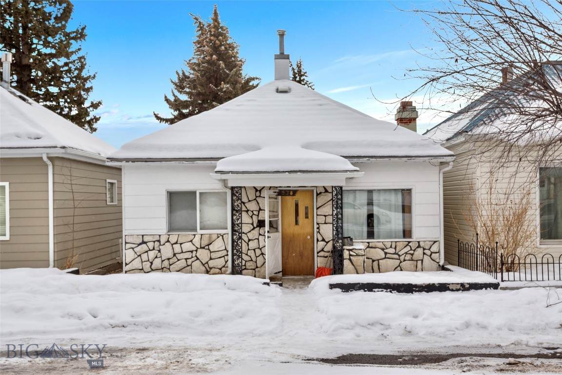 938 Hornet Street - Photo 1