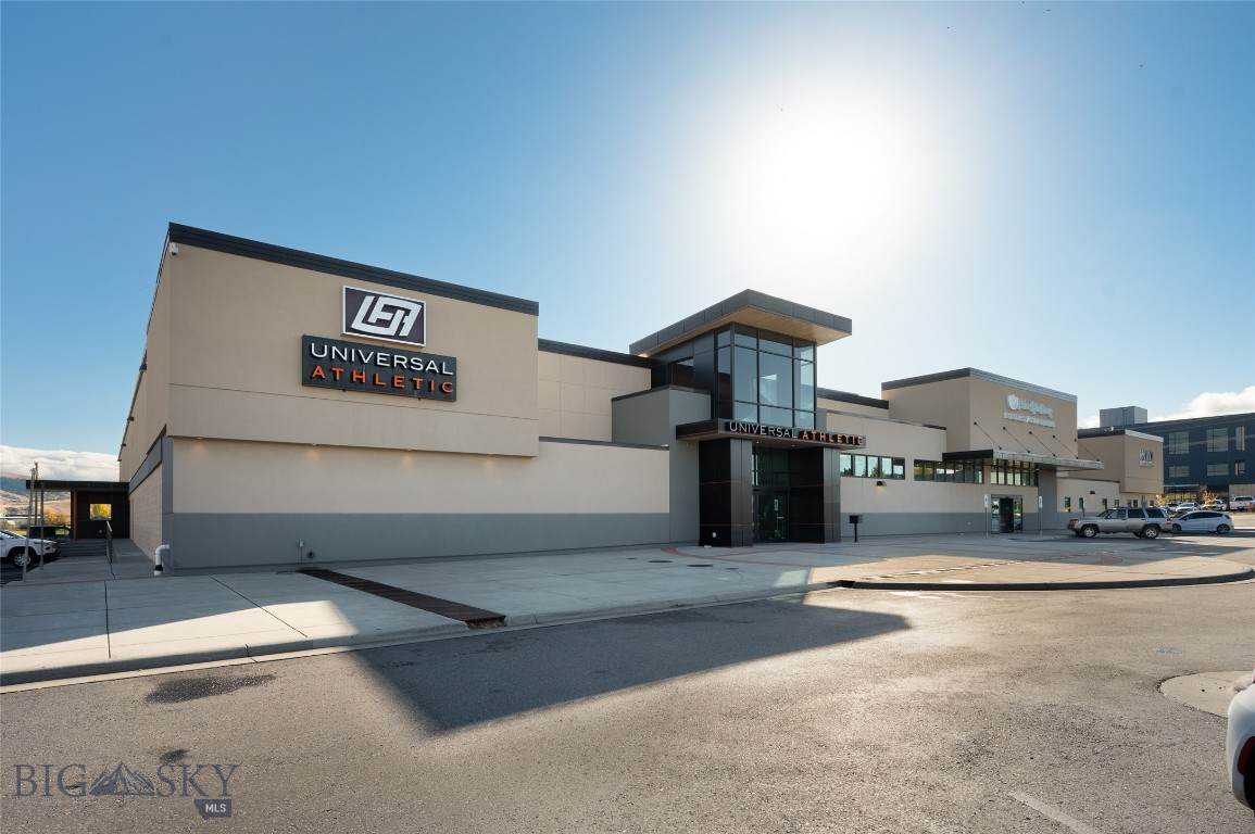 912 7th Avenue - Photo 1