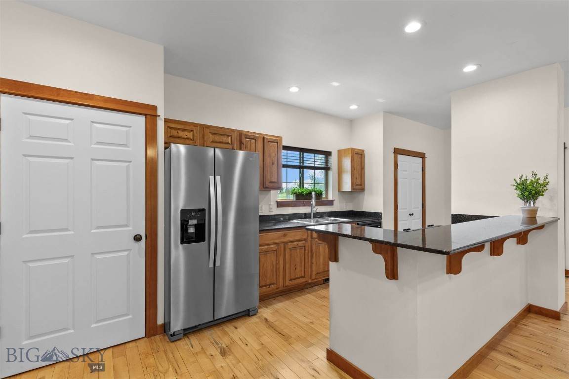 332 Cottonwood Road - Photo 1