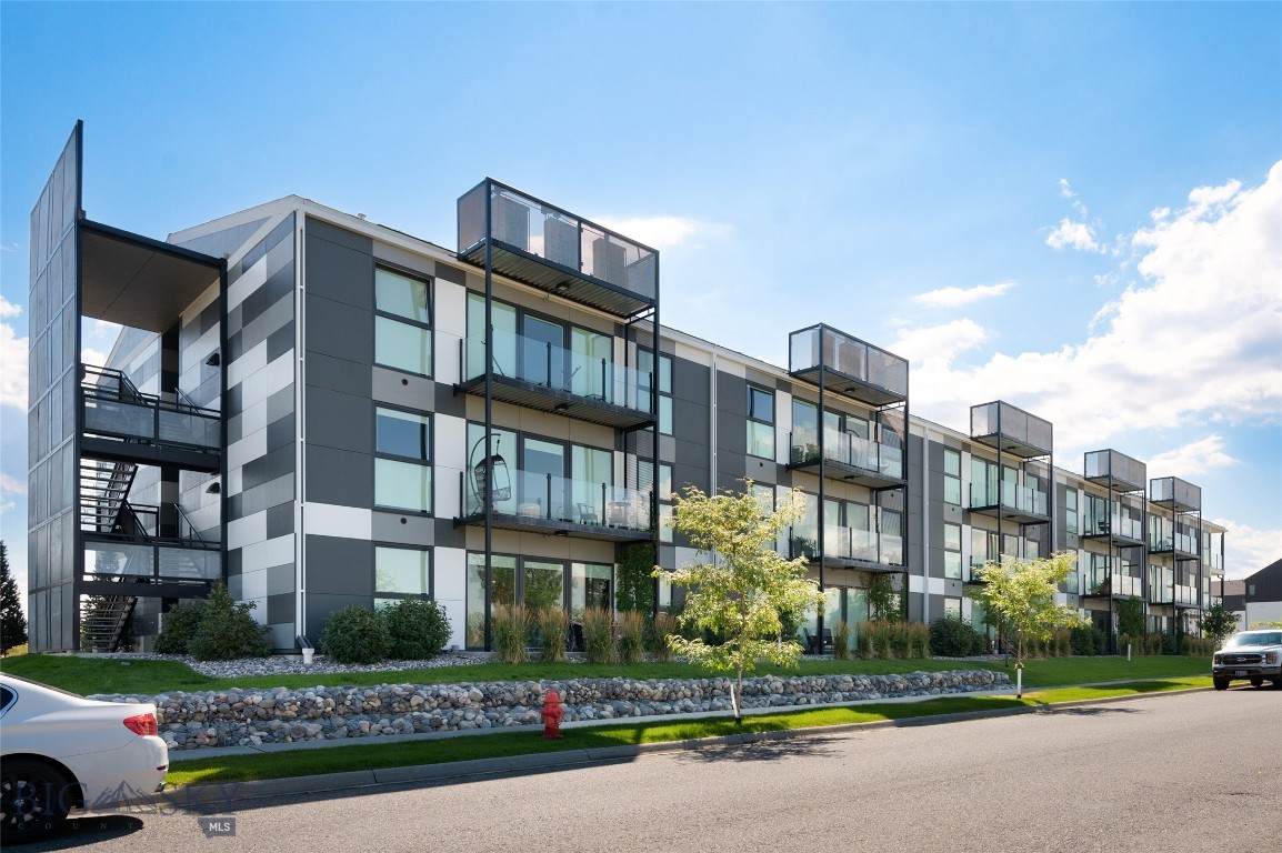 476 Enterprise Boulevard - Photo 1