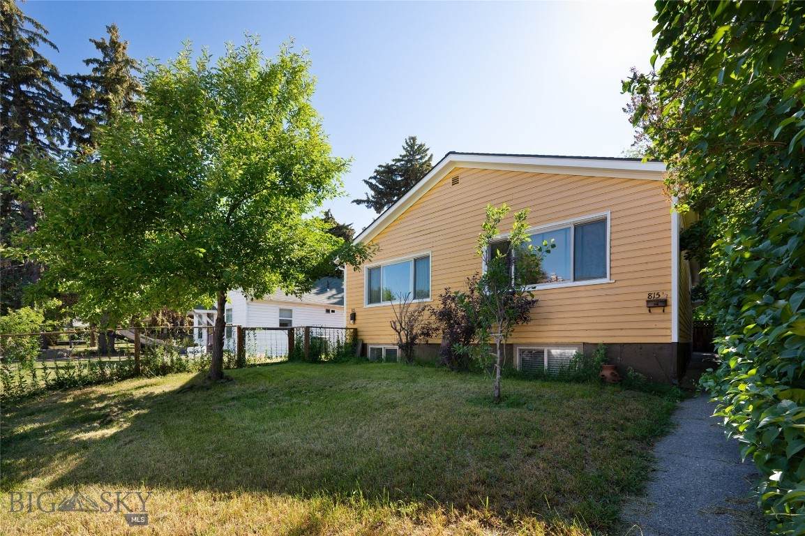 815 Grand - Photo 1