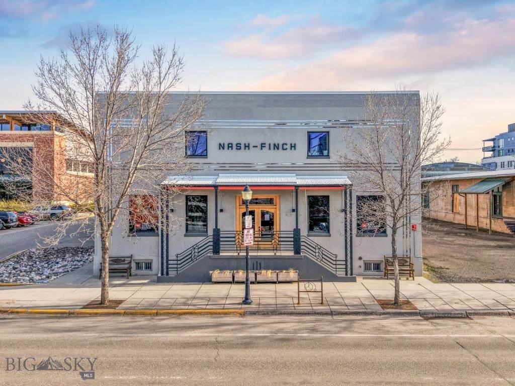 612 East Main Street - Photo 1