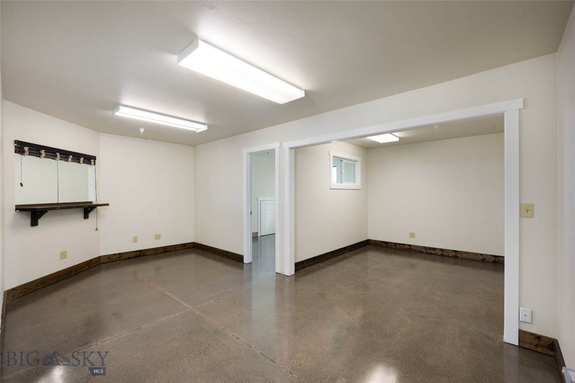 1172 Happy Lane - Photo 1