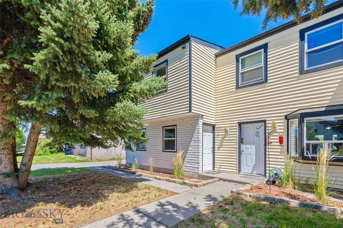 500 20th Avenue - Photo 1